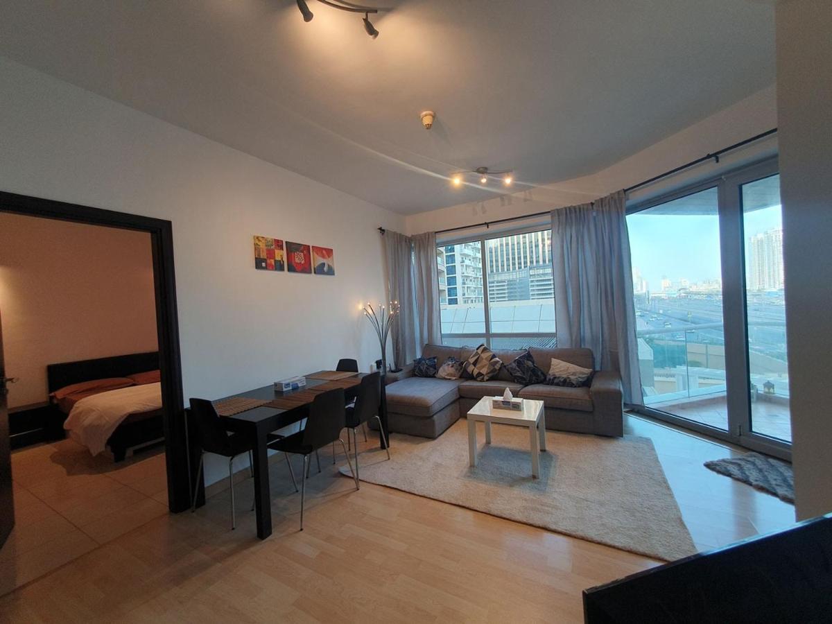 두바이 La Riviera 아파트 외부 사진